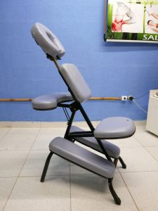 Страшный стул массажиста